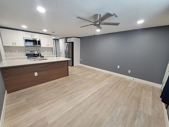 2nd image of 4944 Elkner St