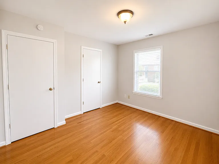 303 Rutherford Ave NW — Photo 16
