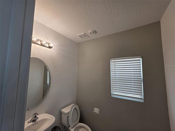 4th image of 5721 SAGUNTO DRIVE