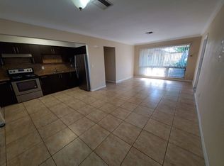 3609 Polk St APT 3, Hollywood, FL 33021