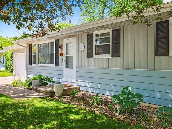4th image of 89 Hillock Ct