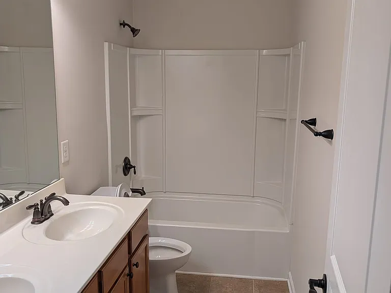 2428 Averon Dr — Photo 22