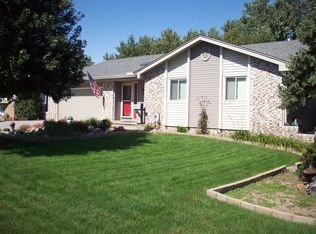 15606 Orchard Ave, Omaha, NE 68135