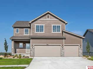 16902 Nebraska Ave, Omaha, NE 68116