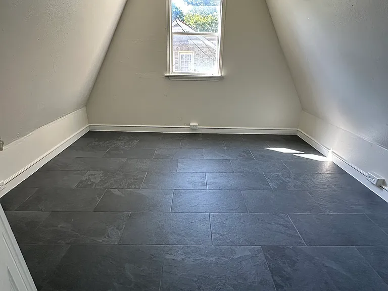 Guest Bedroom/Study