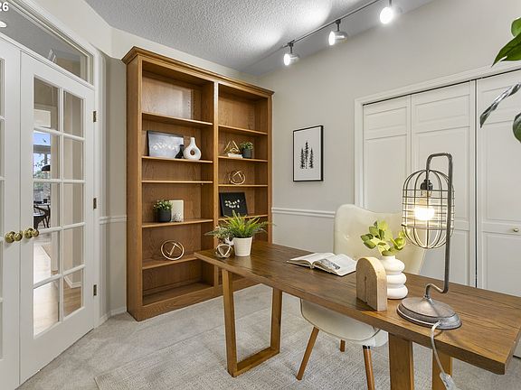 4th image of 5407 Bay Creek Dr