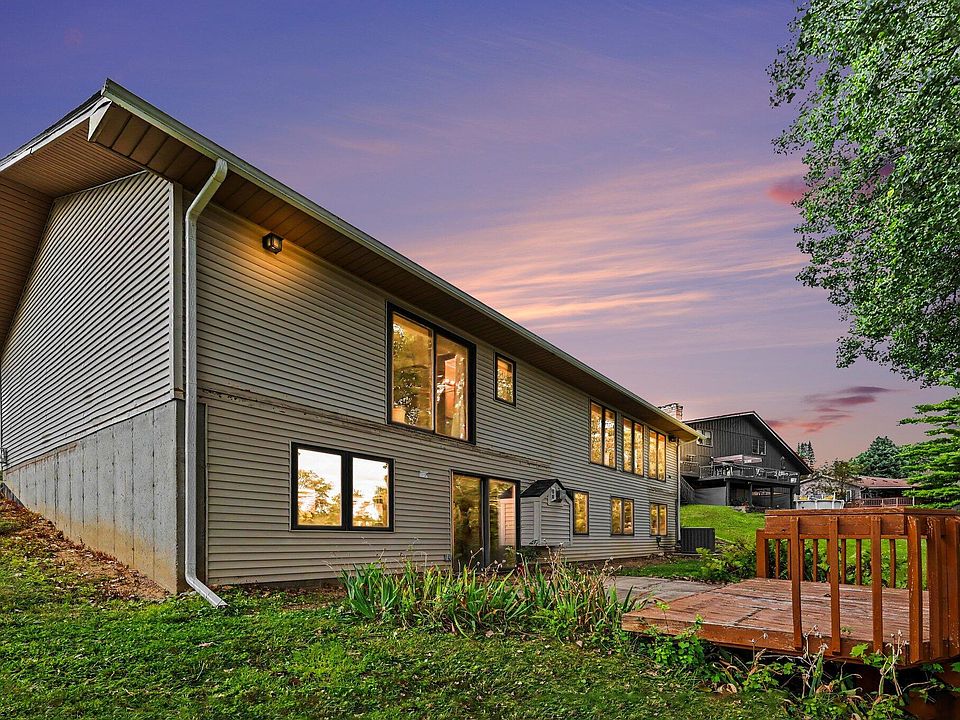 3007 Moraine Dr, photo 2