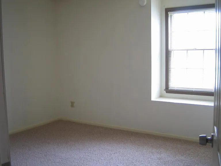 513 Minnesota St — Photo 4
