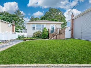 1276 America Ave, West Babylon, NY 11704