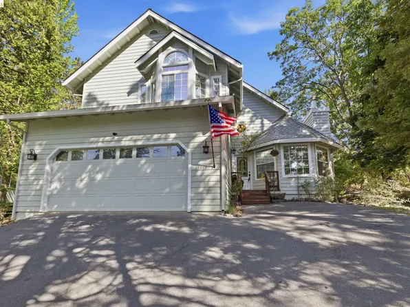 1071 Dogwood Dr, Murphys, CA 95247