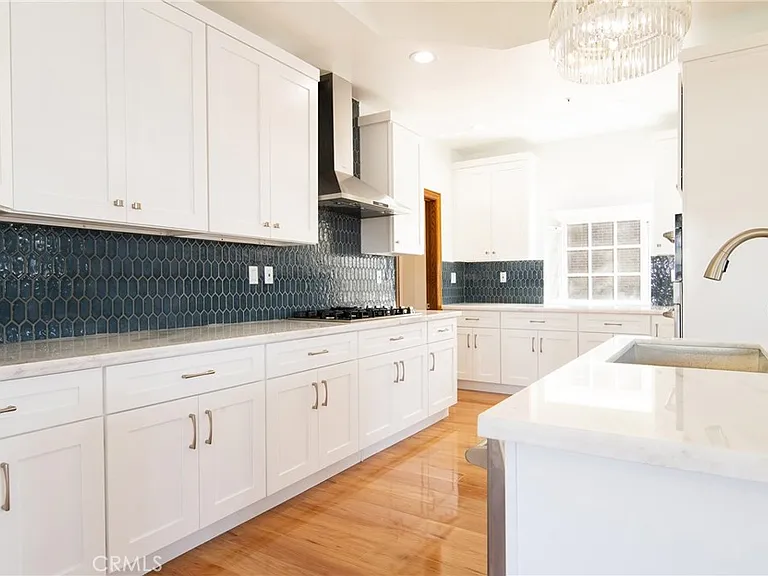 505 Lotus Ln — Photo 7