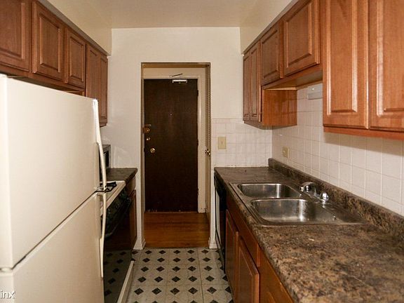 4th image of 535 W Briar Pl #Ig359