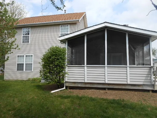 210 Windward Ct — Photo 16