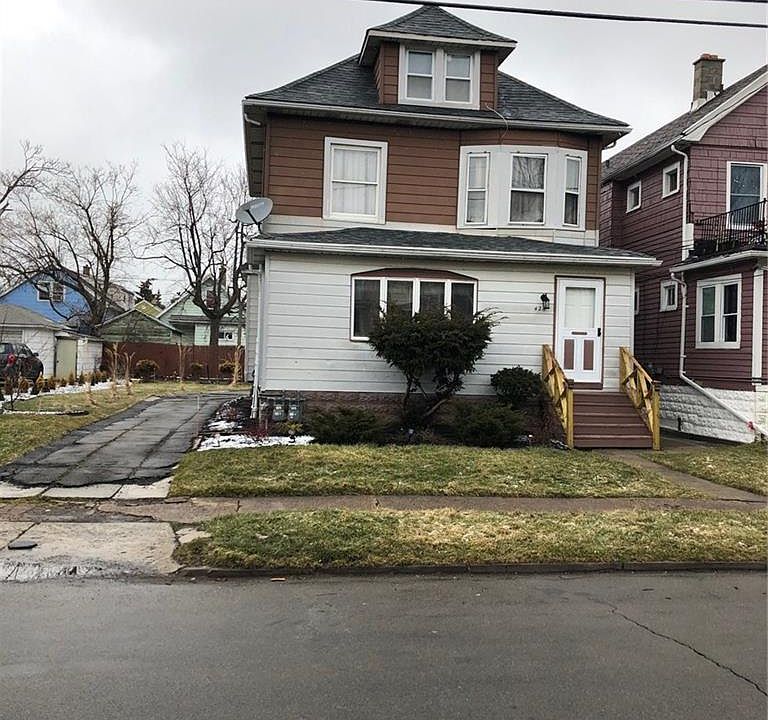 1st image of 426 Berkshire Ave