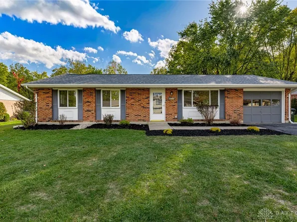 2560 Delavan Dr, Dayton, OH 45459