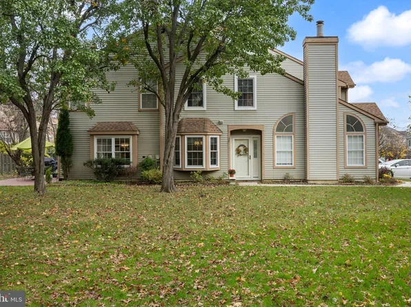 21 Lavister Dr, Mount Laurel, NJ 08054