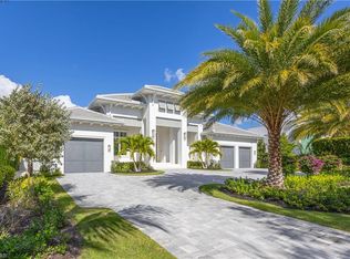 375 Bow Line DR, NAPLES, FL 34103
