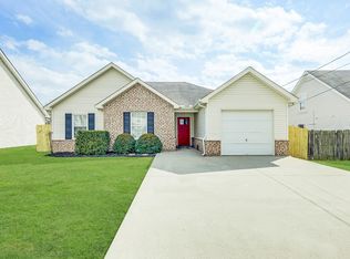 719 Holland Ridge Dr, La Vergne, TN 37086