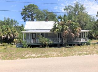 112 E Meridian Ave, CARRABELLE, FL 32322