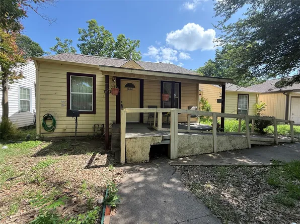 7032 Wofford Dr, Dallas, TX 75227