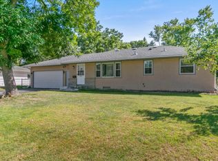 2009 E 88th St, Minneapolis, MN 55425