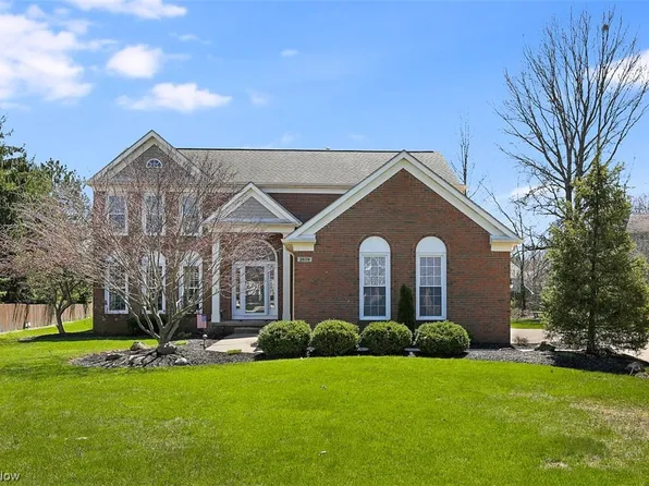 2659 Bronsons Way, Twinsburg, OH 44087