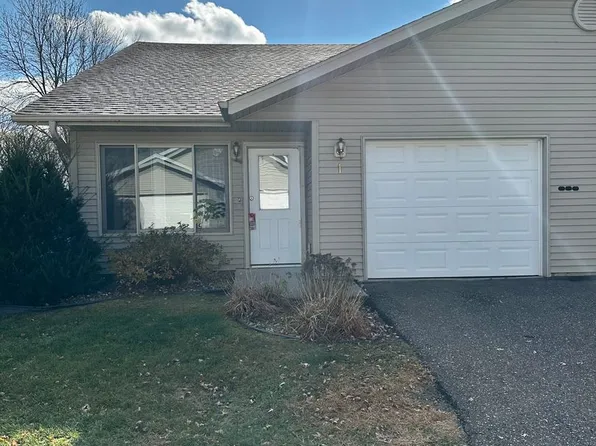 2818 Prestige Ct, 2818 Prestige Ct APT 4, Eau Claire, WI 54703