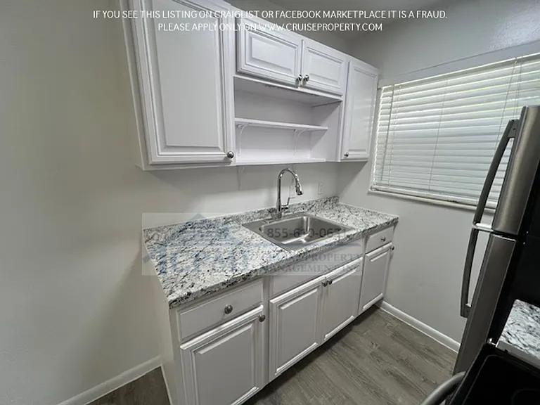 225 Ocean Breeze Lake Worth, FL 33460 — Photo 16