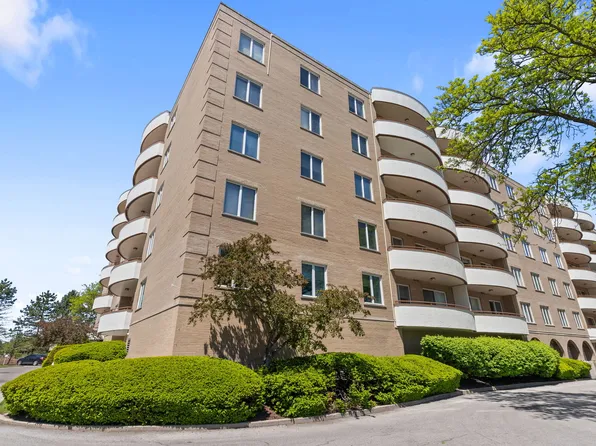 6400 N Cicero Ave APT 212, Lincolnwood, IL 60712