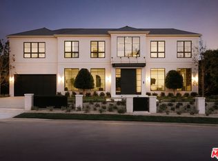 260 Homewood Rd, Los Angeles, CA 90049