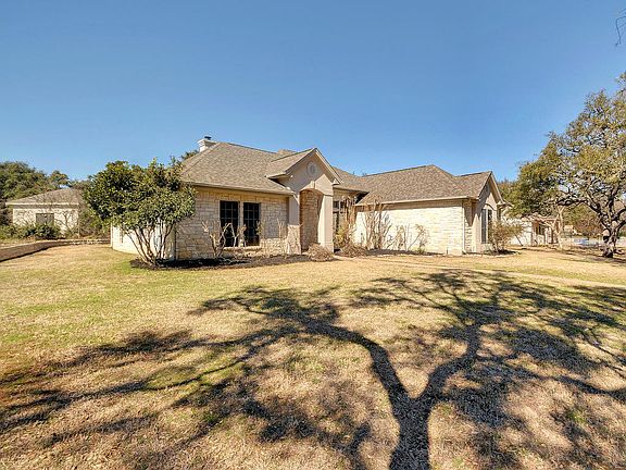 3rd image of 226 Lone Wolf Ct