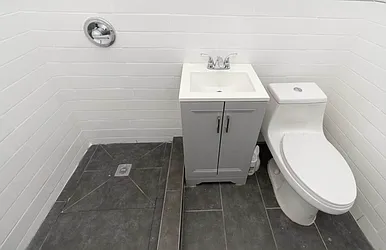 Rented by RealTegrity NY LLC