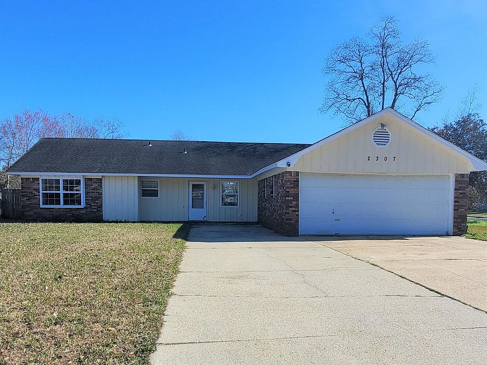 1st image of 2307 Robert Dr