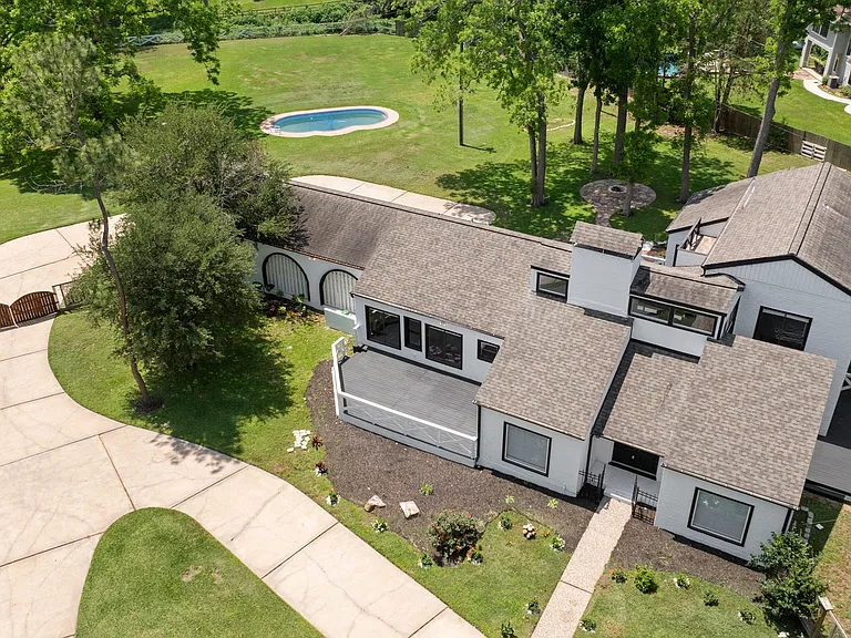 5230 Meadow Forest Dr — Photo 3