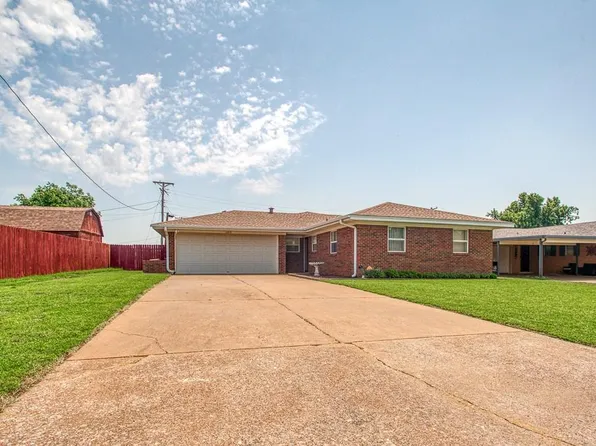 1409 S 9th St, Kingfisher, OK 73750