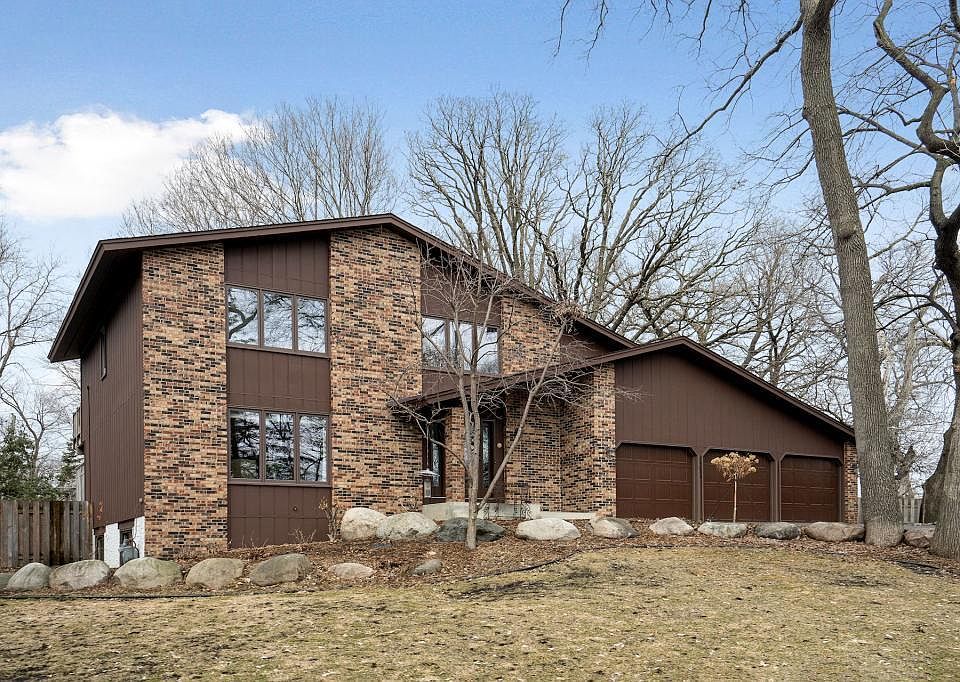 1st image of 13100 W Manor Blvd