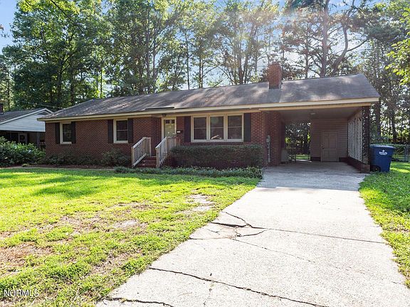 3rd image of 204 Belvedere Drive