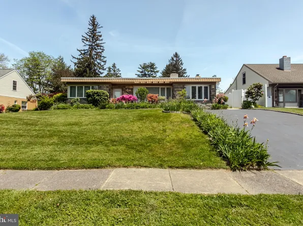 2161 Mary Ln, Broomall, PA 19008