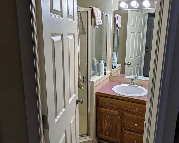 919 Kings Row Dr NW — Photo 7