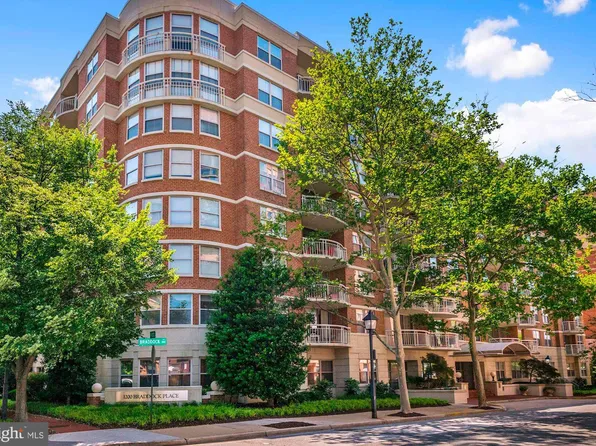1200 Braddock Pl APT 606, Alexandria, VA 22314
