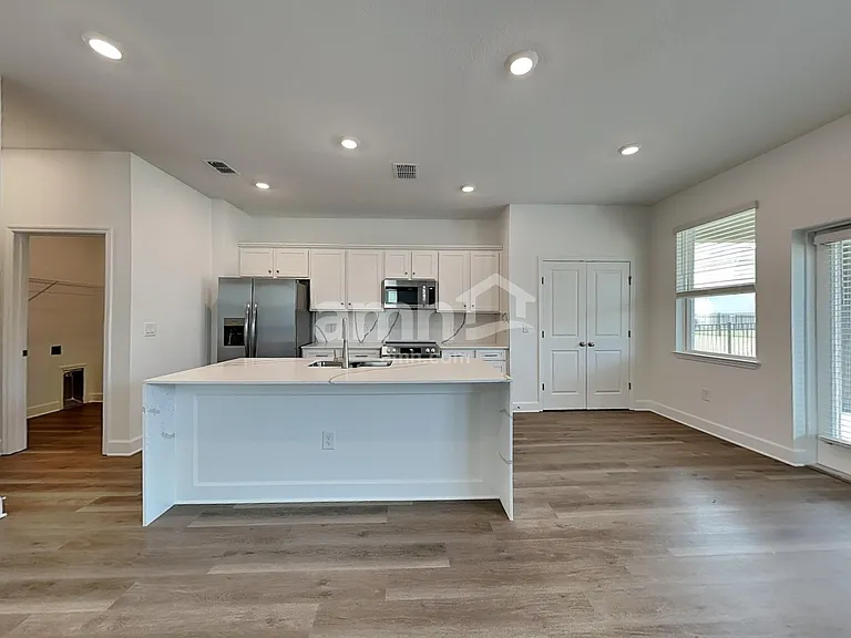1783 Crooked Creek St — Photo 4