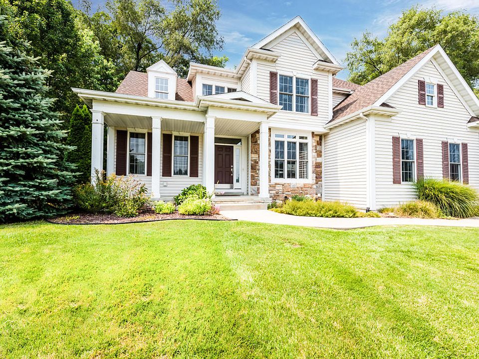 1st image of 4388 Tosi Cir