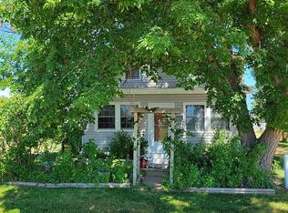 148 S 4th St, Plevna, MT 59344