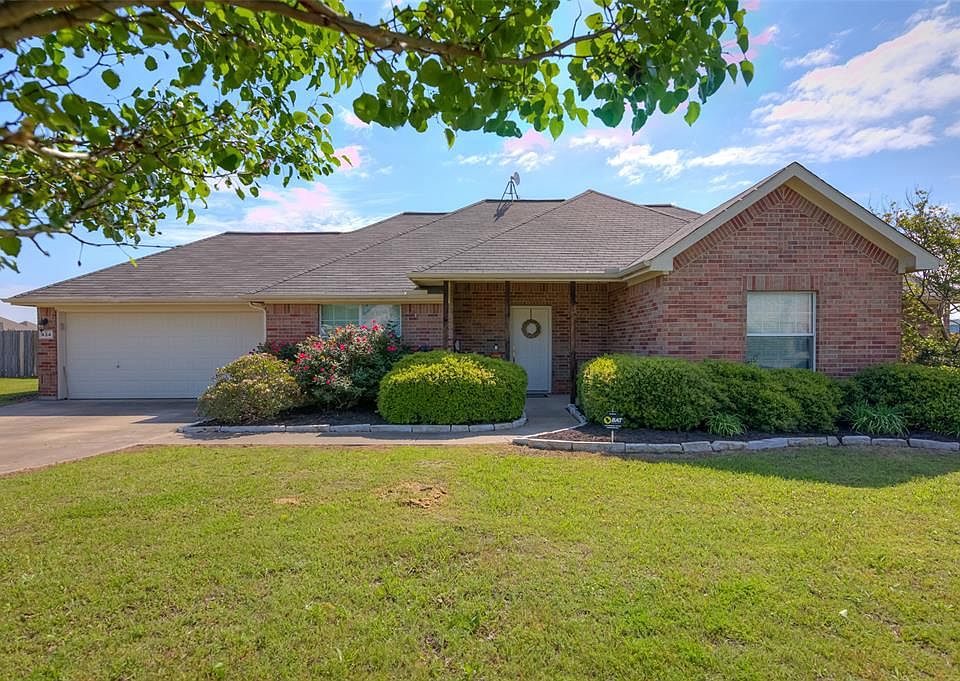 1st image of 434 Cimarron Meadows Dr