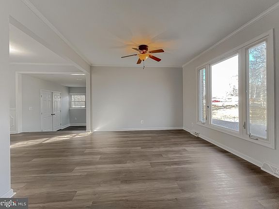 4th image of 22525 Garrison Dr