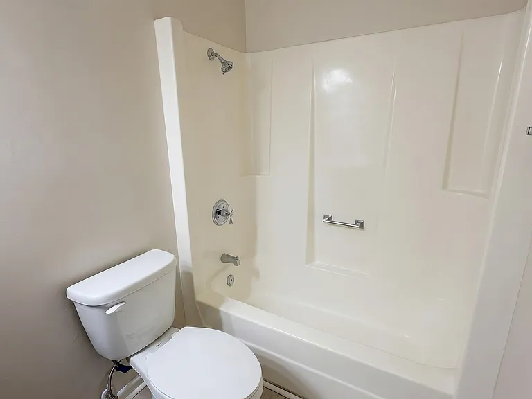 6 Oakwood Dr — Photo 20