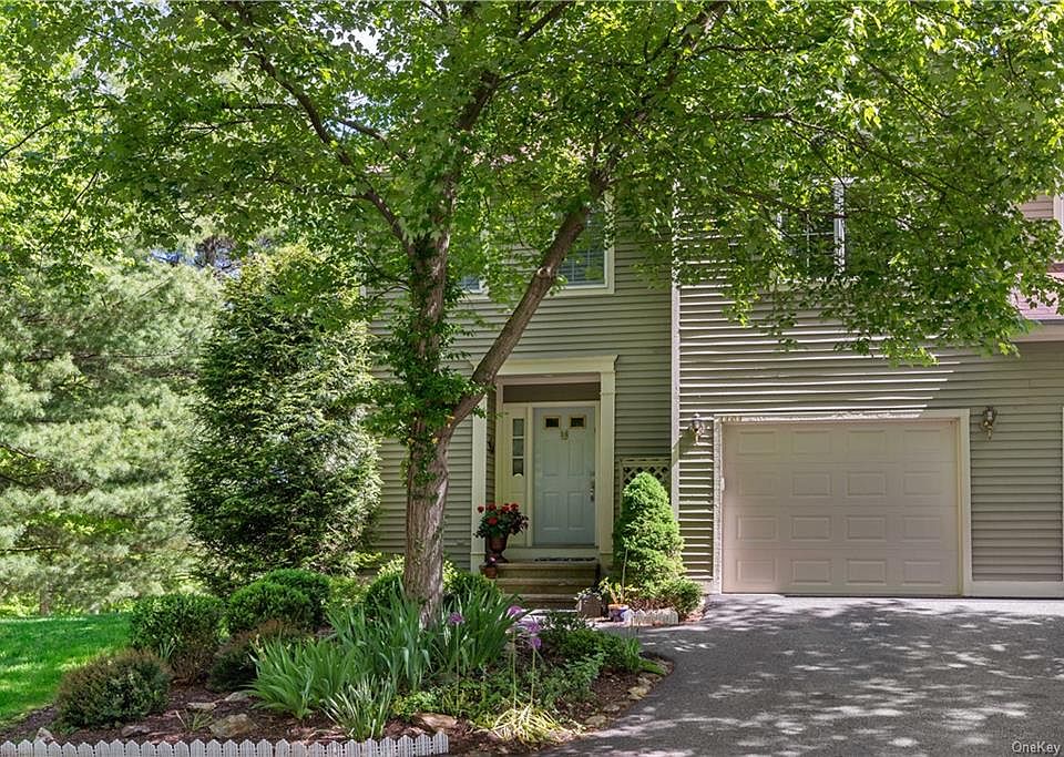 1st image of 1101 Regent Dr