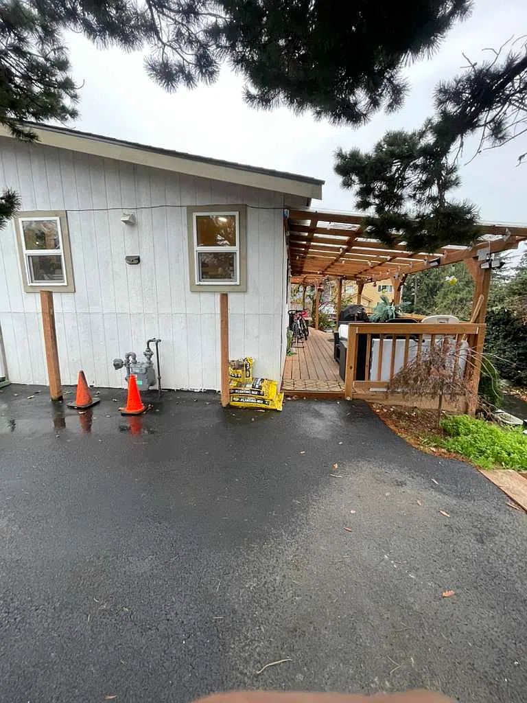 3 bed, 1600 sqft, $2,450 — Photo 2