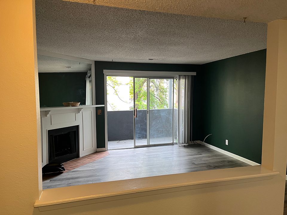 1st image of 3825 Montgomery Blvd NE APT 127
