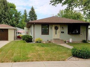 1818 14th Ave NW, East Grand Forks, MN 56721